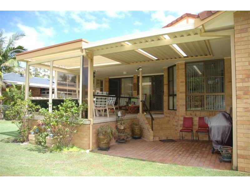 106 Balemo Drive, Ocean Shores NSW 2483