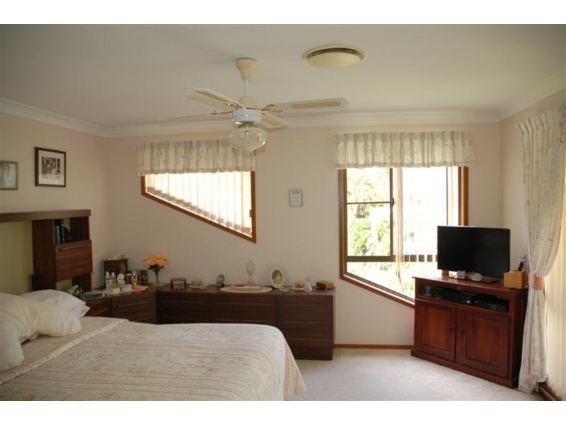 106 Balemo Drive, Ocean Shores NSW 2483
