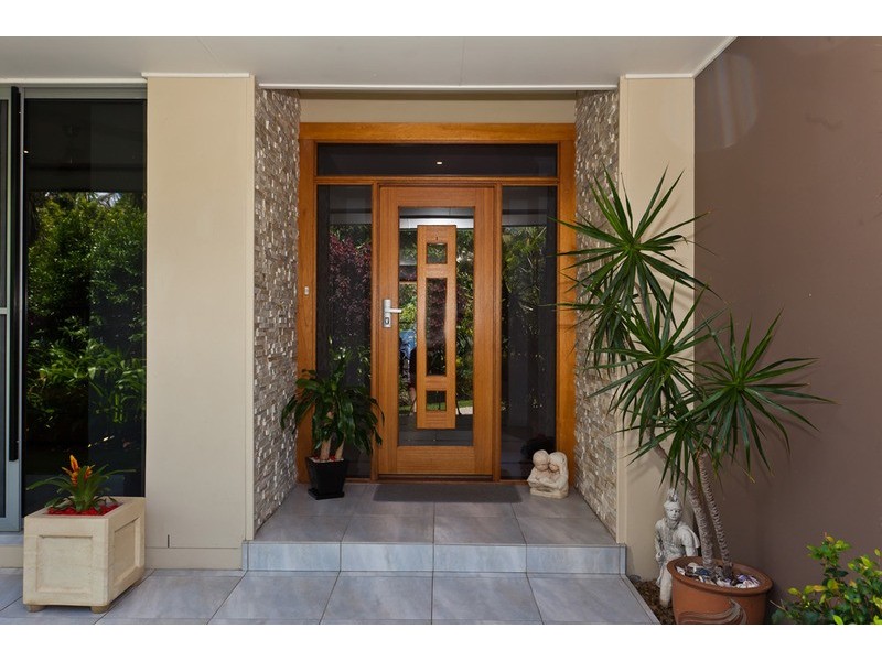 30 Mia  Court, Ocean Shores NSW 2483