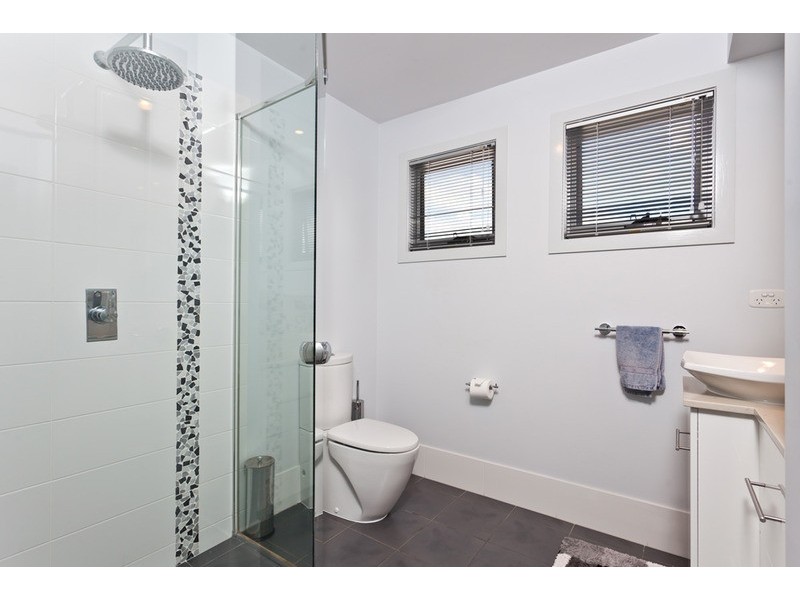 30 Mia  Court, Ocean Shores NSW 2483