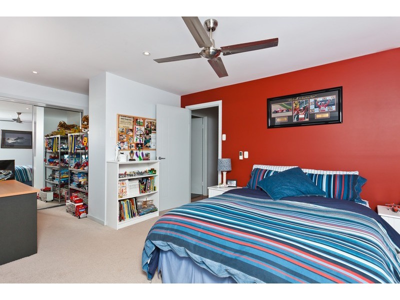 30 Mia  Court, Ocean Shores NSW 2483