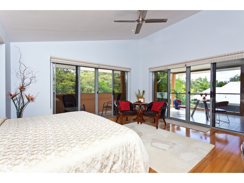 30 Mia  Court, Ocean Shores NSW 2483