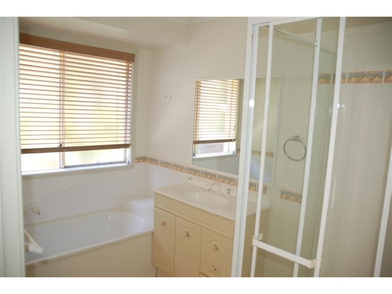 14 Terrara Court, Ocean Shores NSW 2483