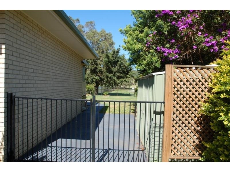 14 Terrara Court, Ocean Shores NSW 2483