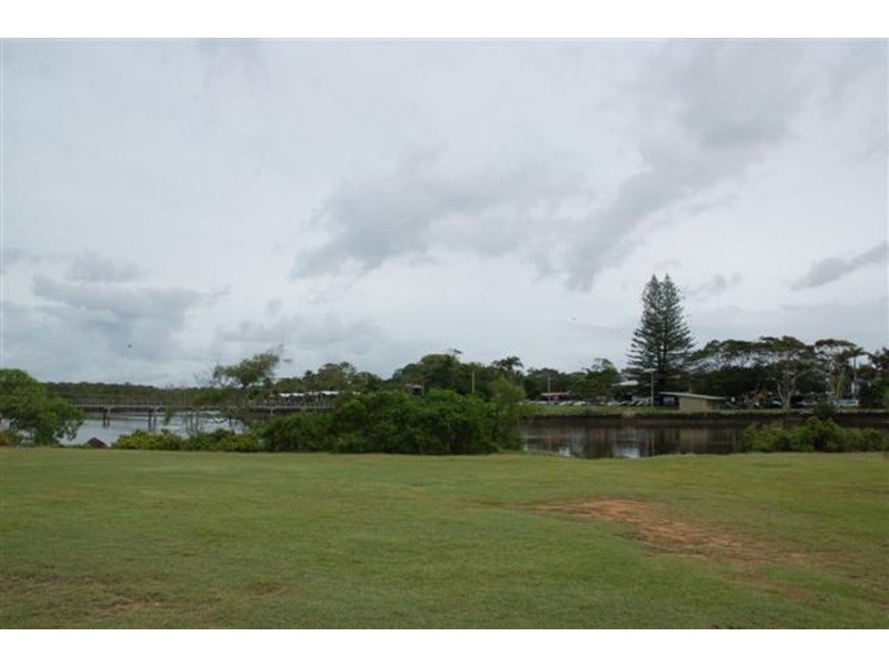 8 South Beach Road, Brunswick Heads NSW 2483
