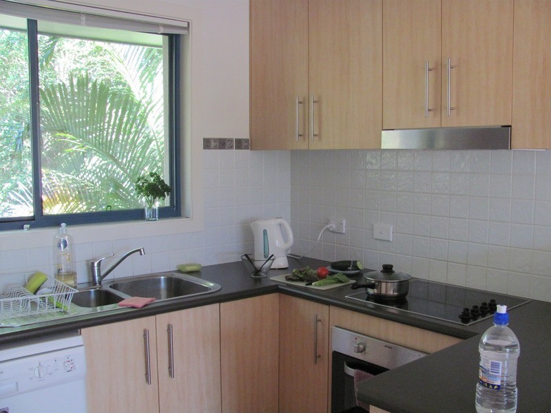 1/3 Jarrah Crescent, Ocean Shores NSW 2483