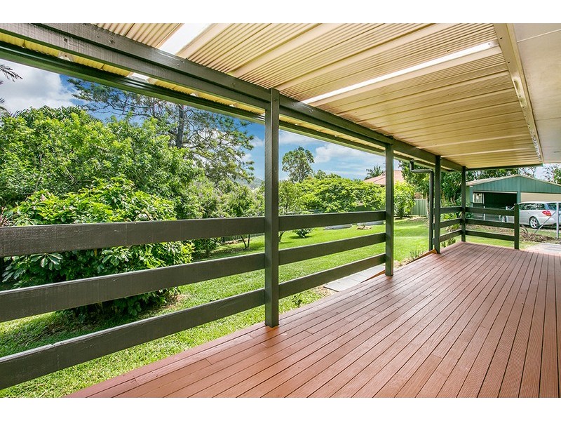 2 Bobra Glen, Ocean Shores NSW 2483