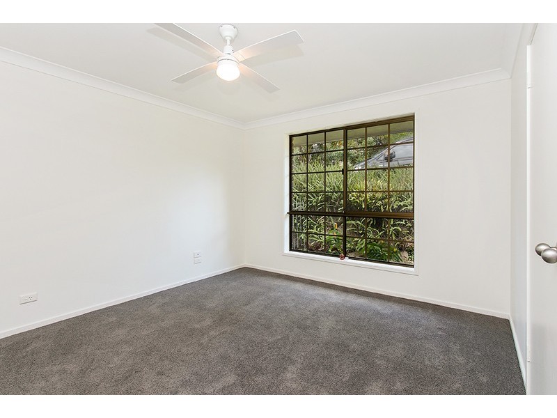2 Bobra Glen, Ocean Shores NSW 2483