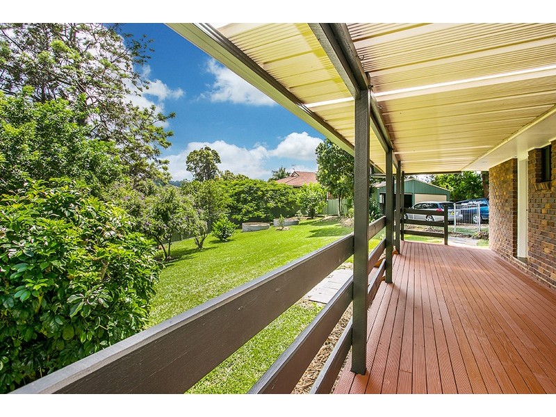 2 Bobra Glen, Ocean Shores NSW 2483