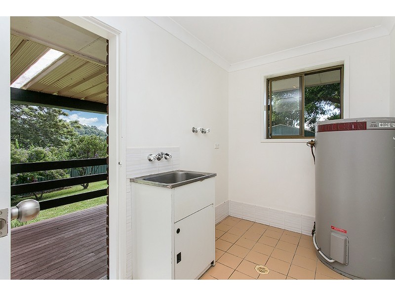 2 Bobra Glen, Ocean Shores NSW 2483