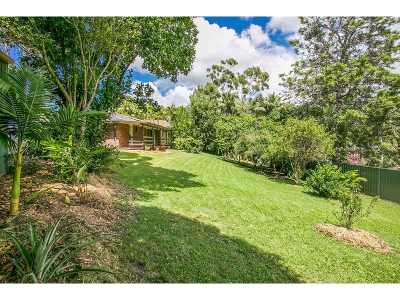 2 Bobra Glen, Ocean Shores NSW 2483