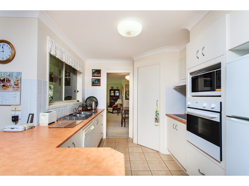 44 Balemo Drive, Ocean Shores NSW 2483