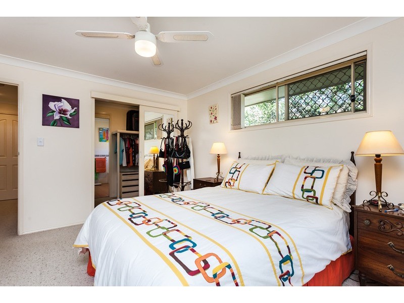 44 Balemo Drive, Ocean Shores NSW 2483