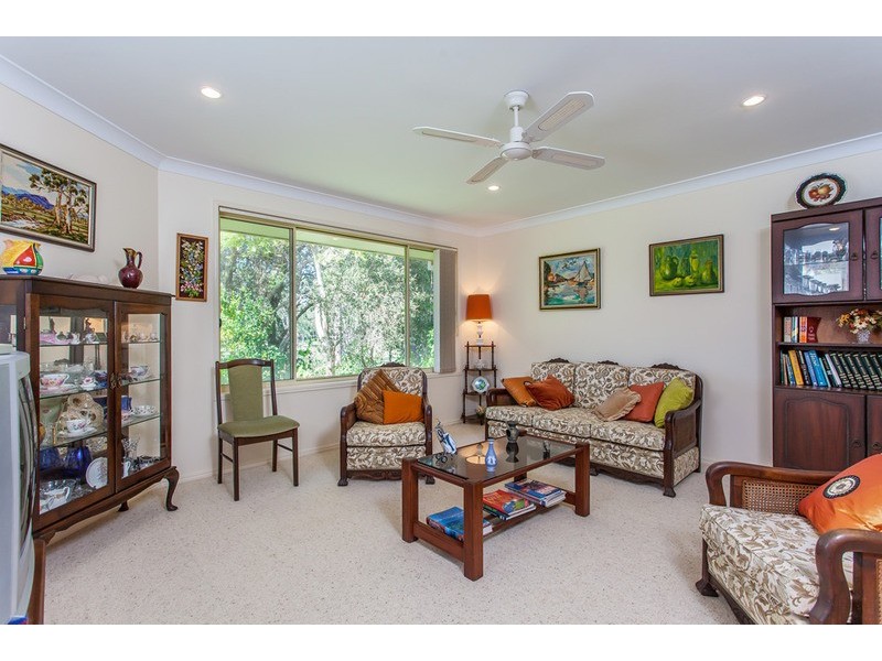 44 Balemo Drive, Ocean Shores NSW 2483