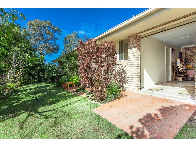 44 Balemo Drive, Ocean Shores NSW 2483