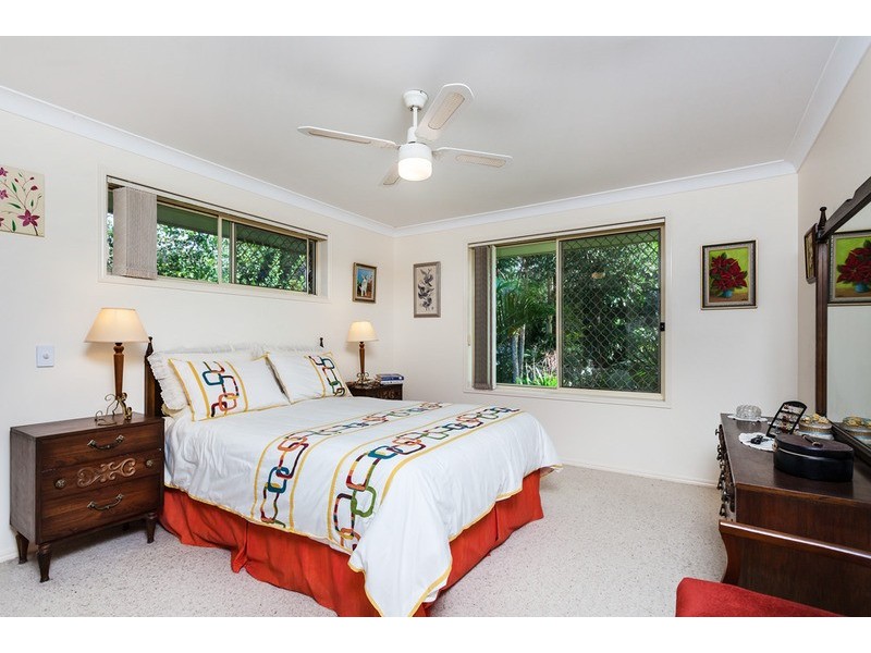 44 Balemo Drive, Ocean Shores NSW 2483