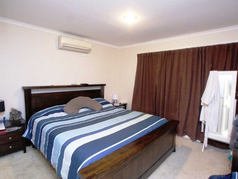 24 Bulgoon  Street, Ocean Shores NSW 2483