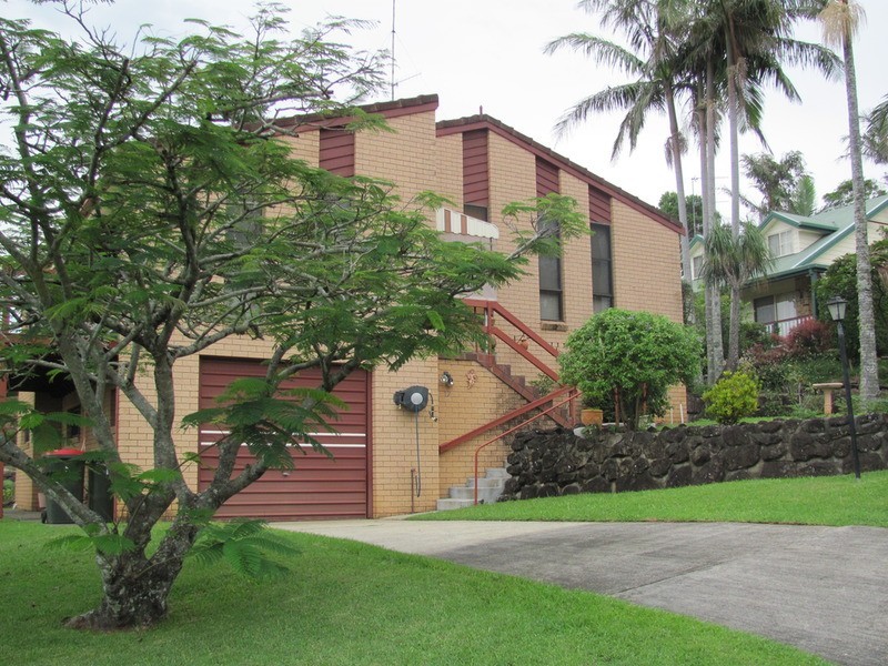 17 Yallakool Drive, Ocean Shores NSW 2483