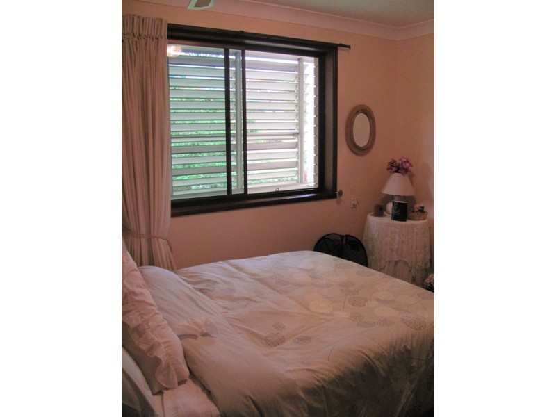 17 Yallakool Drive, Ocean Shores NSW 2483