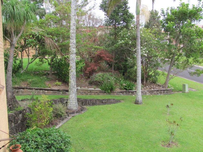 17 Yallakool Drive, Ocean Shores NSW 2483