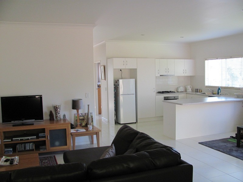 1A Namoi  Glen, Ocean Shores NSW 2483