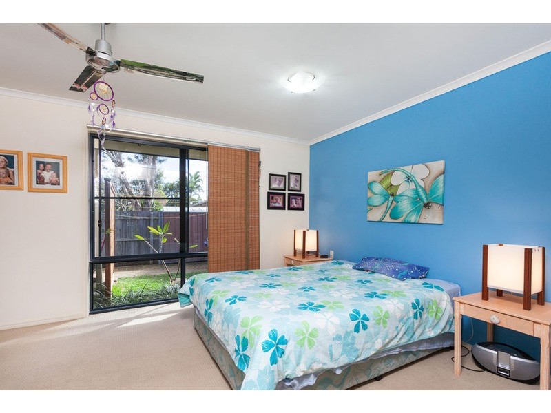 7 Barkala Court, Ocean Shores NSW 2483