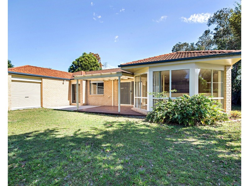 3 Barkala Court, Ocean Shores NSW 2483