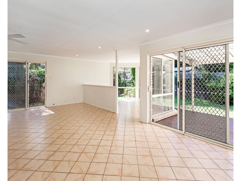 3 Barkala Court, Ocean Shores NSW 2483