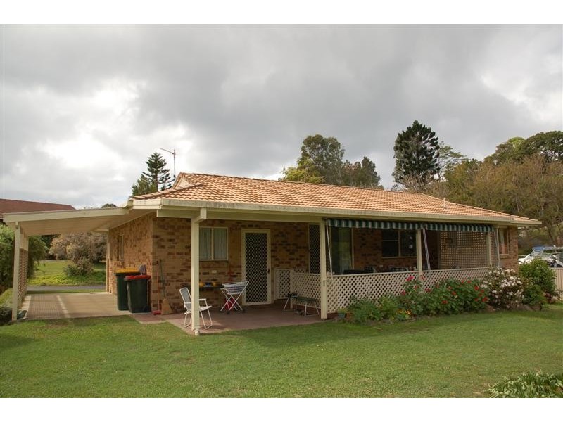 19 Narooma  Drive, Ocean Shores NSW 2483