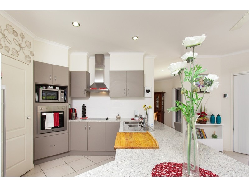 52B Rajah Road, Ocean Shores NSW 2483