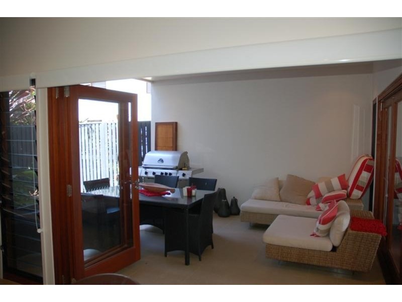 6/1 Langi  Place, Ocean Shores NSW 2483
