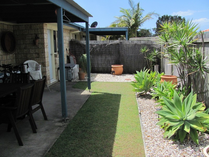 2/40 Buckingham Drive, Pottsville NSW 2489