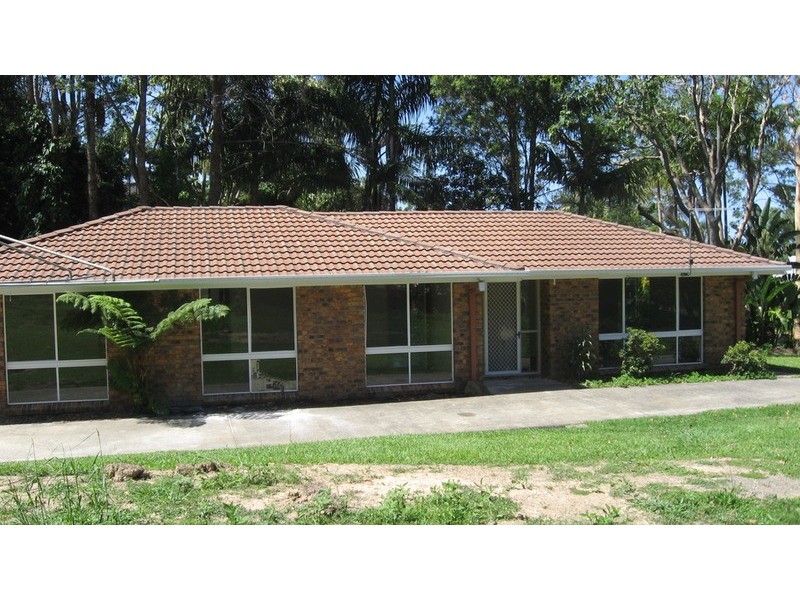 10 Namoi  Glen, Ocean Shores NSW 2483