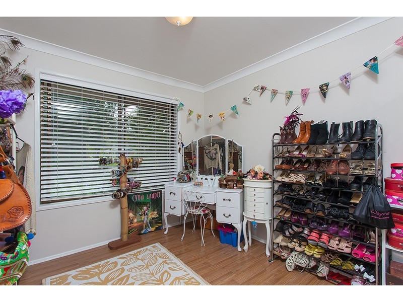 12 Boondoon  Crescent, Ocean Shores NSW 2483