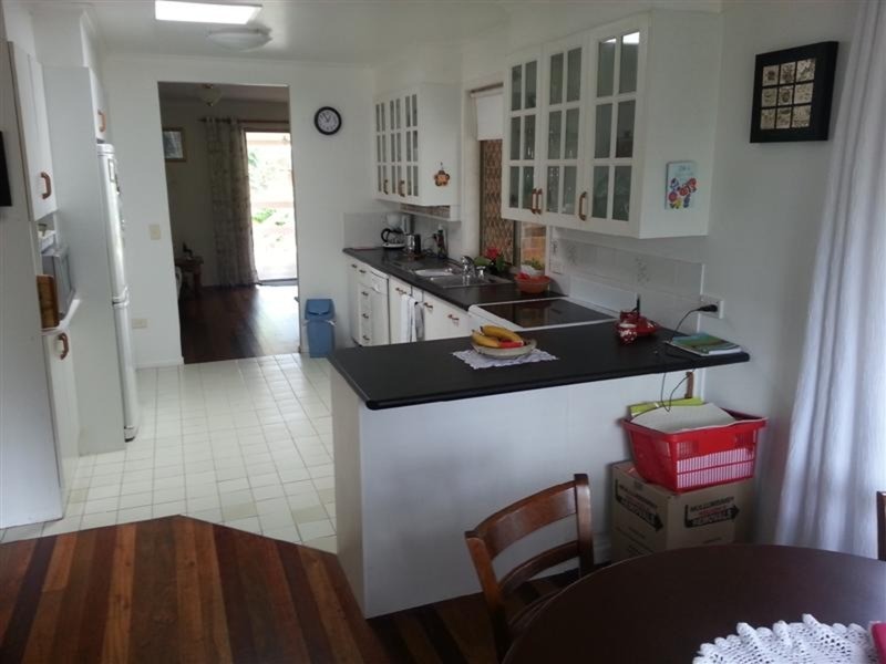 15 Gloria Street, South Golden Beach NSW 2483