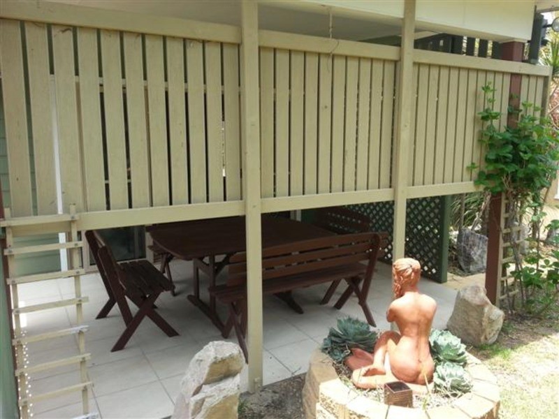 2/48 rajah rd, Ocean Shores NSW 2483