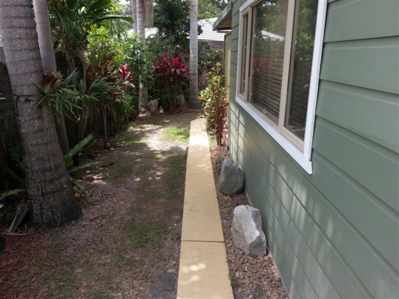 2/48 rajah rd, Ocean Shores NSW 2483