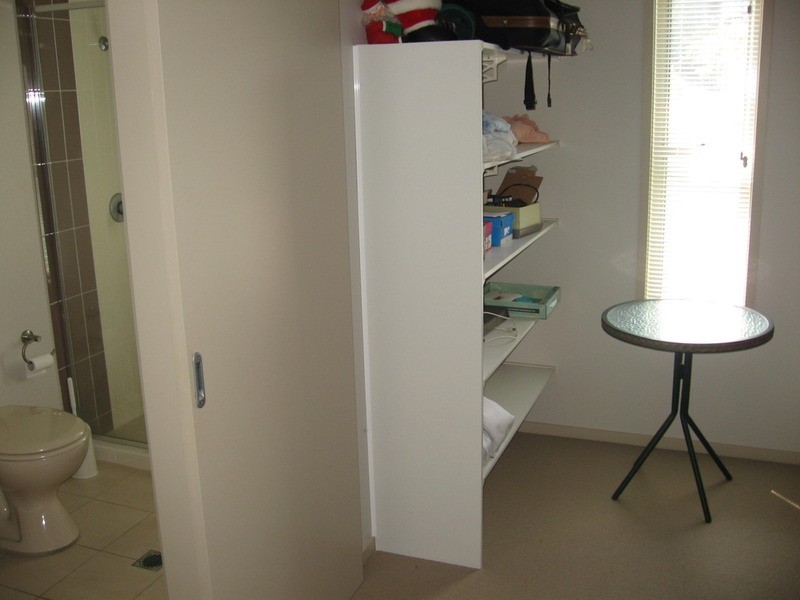 2/48 rajah rd, Ocean Shores NSW 2483