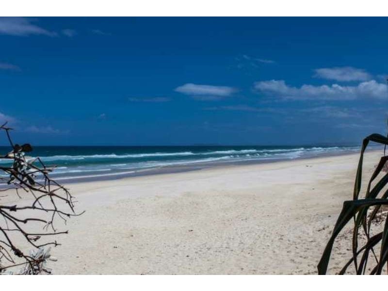 5 Bulgoon Crescent, Ocean Shores NSW 2483