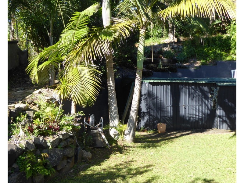 4 Narooma Drive, Ocean Shores NSW 2483