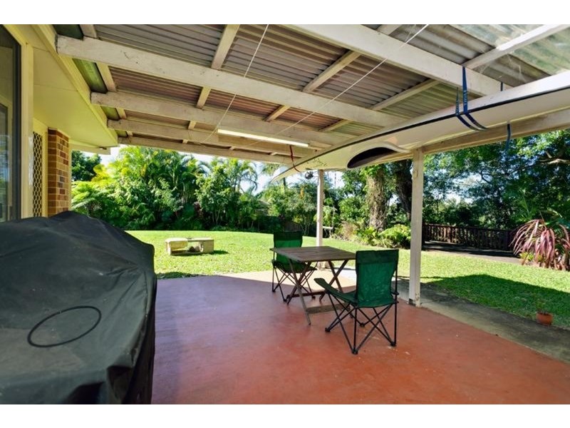 10 Gilba Avenue, Ocean Shores NSW 2483