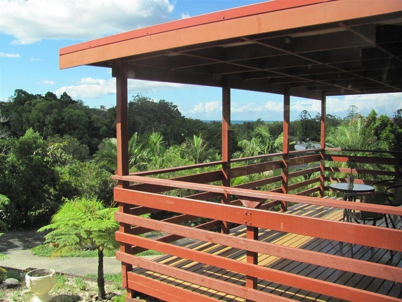 27 Rajah Road, Ocean Shores NSW 2483