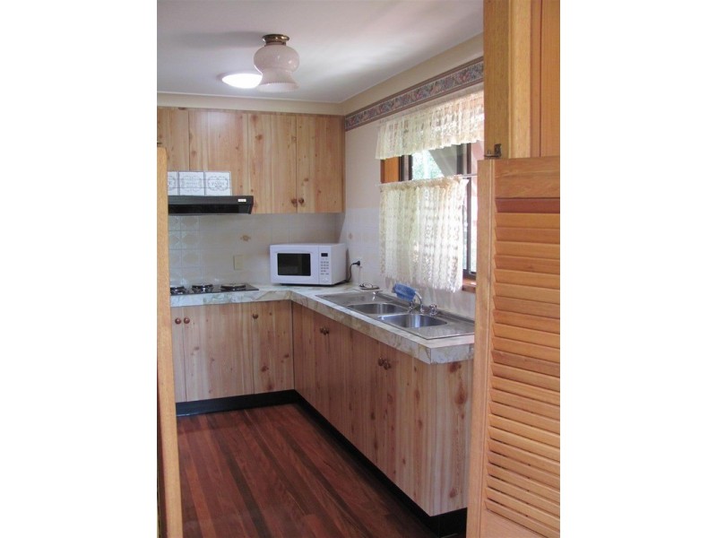 27 Rajah Road, Ocean Shores NSW 2483