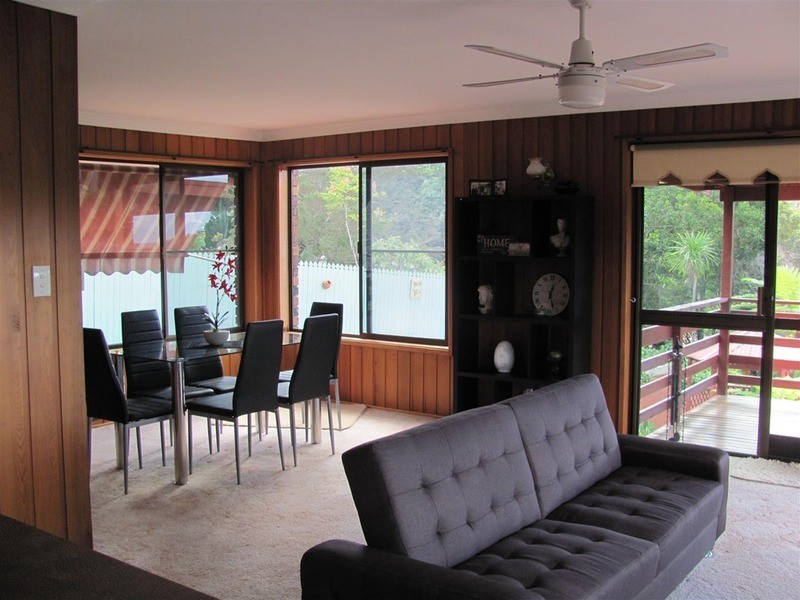 27 Rajah Road, Ocean Shores NSW 2483