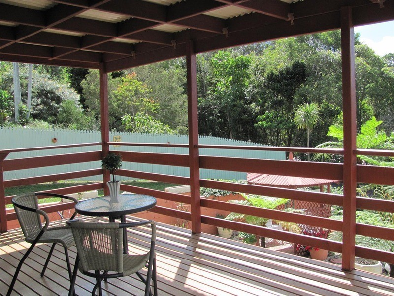 27 Rajah Road, Ocean Shores NSW 2483