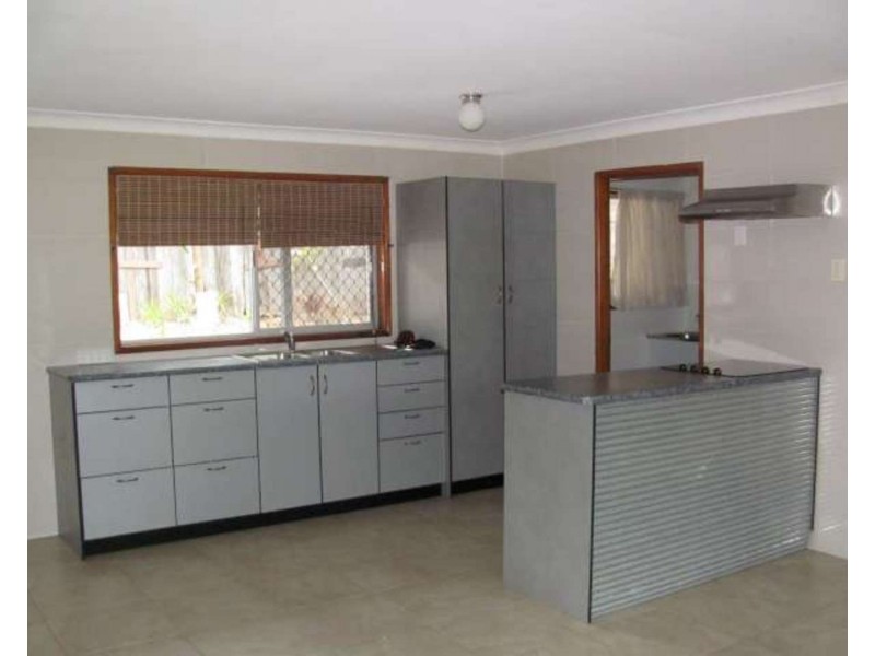 4 Qui Court, Ocean Shores NSW 2483