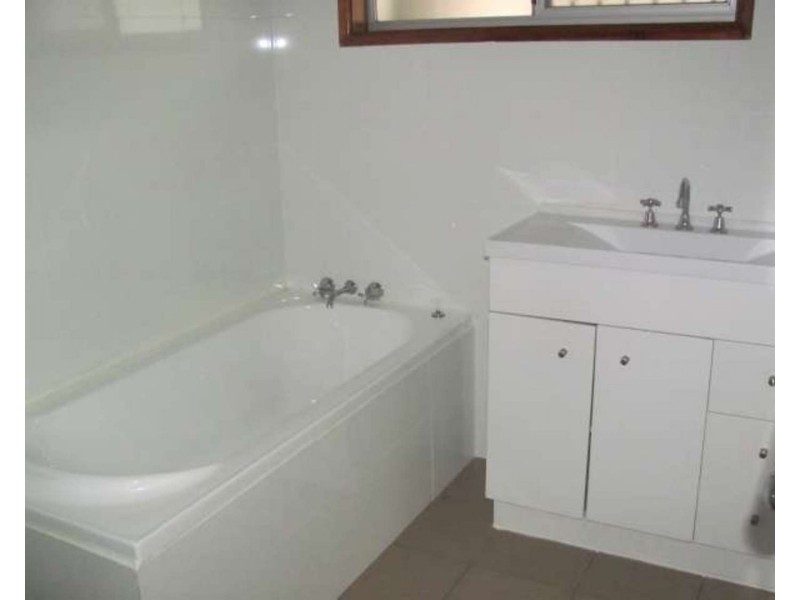 4 Qui Court, Ocean Shores NSW 2483