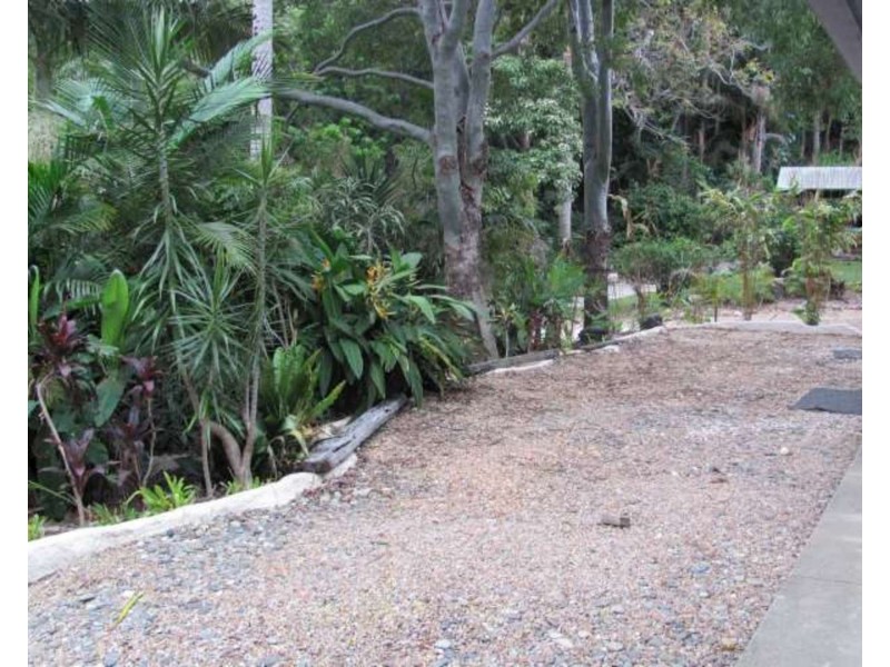 4 Qui Court, Ocean Shores NSW 2483