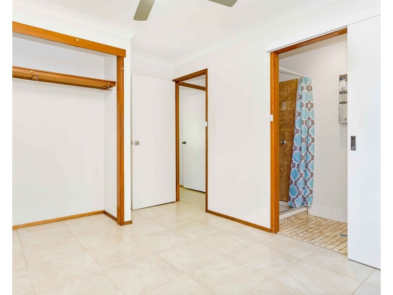 4 Qui Court, Ocean Shores NSW 2483