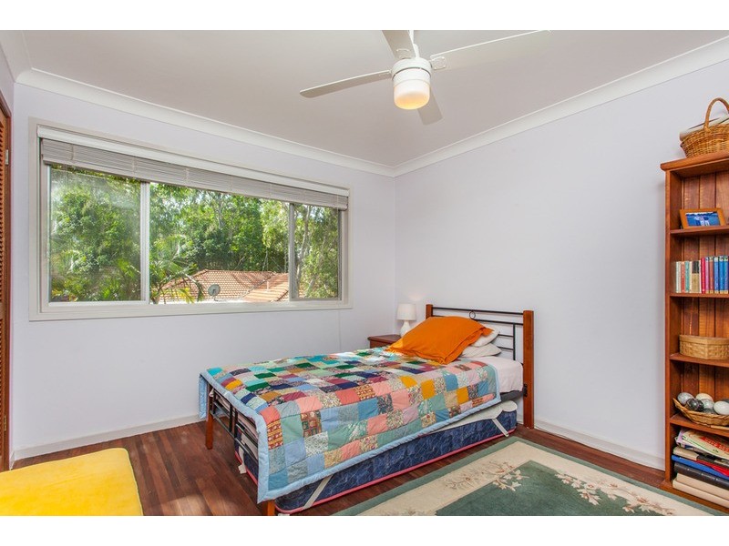 2/79 Rajah Road, Ocean Shores NSW 2483